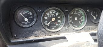 Škoda 120L + různé náhradní díly - 10