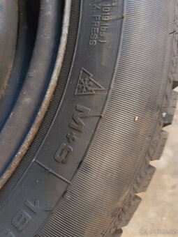 165/70 R14 zimní 2ks Sava 7mm+ na disku Fabia - 10