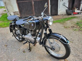 BMW R26 1956, všechny čísla shodné,včetně bílé SPZ a TP - 10