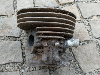 Jawa 250 přírubová motor - 10