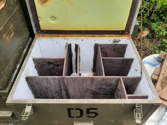 Prodám vojenské dřevěné bedny - 10