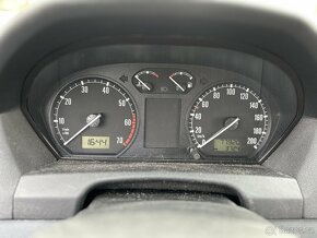 Škoda Fabia 1.majitel 79000km - 10