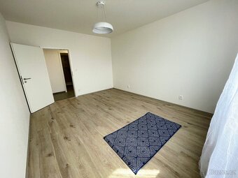 Brandýs: Pronájem byt 4+kk 98 m²: 2 koupelny - 10