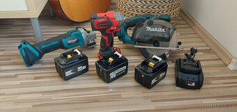 Nabíječka Akumulátorů 18-21V pro baterie Makita 18V, nové. - 10