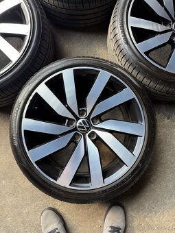 Alu kola Volkswagen Marseille 5x112 r18 letní pneu - 10