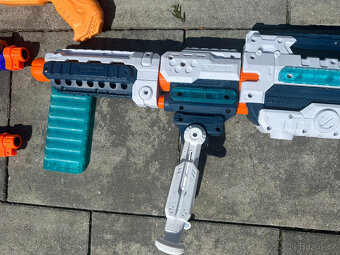 Nerf pistole na šipky pro děti - 8 kusú - 10