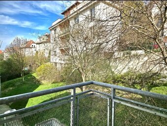 Pronájem byty 1+kk, 44 m² - Praha - 10