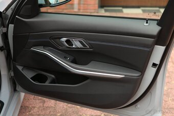 BMW 320i Individual°M-Packet°V ZARUKE°Laser°Widescreen° - 10