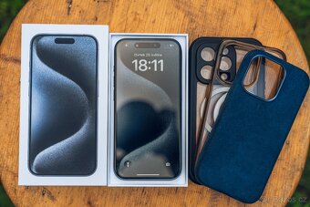 iPhone 15 Pro 128GB Blue Titanium - 10