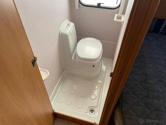PRODÁNO Swift Toscane 490, 4 osoby, EL.POJEZD, bojler - 10