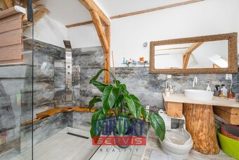 Nabízíme k prodeji luxusní domov s duší v podhůří Šumavy - v - 10