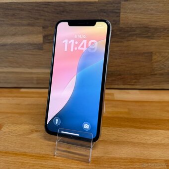 IPhone 11 Pro 64GB, bílá (rok záruka) - 10
