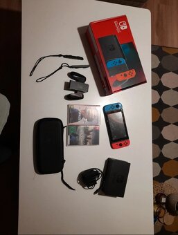 Nintendo Switch - 10