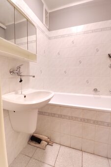 Byt 3+1 s balkónem, 67 m², Hradec Králové – ul. Moravská. - 10