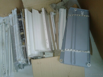 paleta nepotřebných věcí - 10