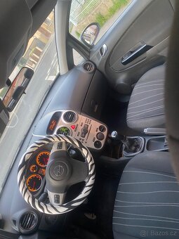 Opel Corsa 1.2i - 10