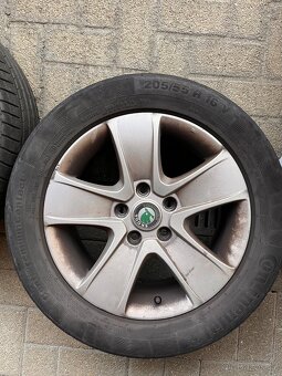 Použitá kola s diskami na Octavii 2 205/55 R16 - 10