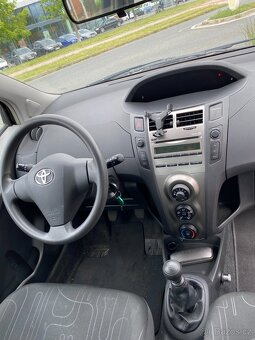 Toyota Yaris 1,3 VVT-i. - 10
