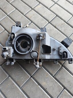 Avia d75, d90, d120 - skla dveří, motor na díly, sklo světla - 10