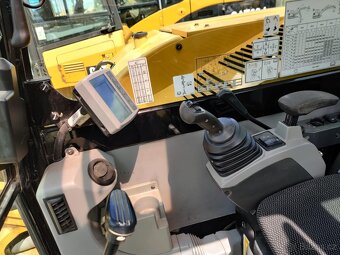 Pásový minibagr CAT 308E2CR - 10