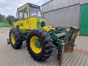 LKT 82 Skider - 10