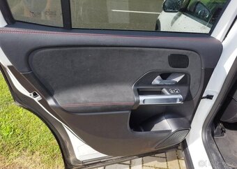 Mercedes-Benz GLB 200d 4MATIC AMG nafta automat 110 kw - 10