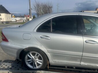 W203 C270CDI díly - 10
