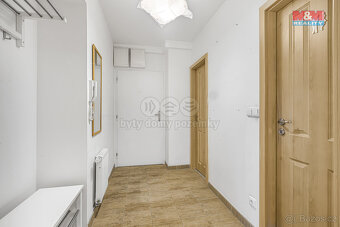 Prodej bytu 3+kk, 89 m², Praha, ul. Nad vodovodem - 10