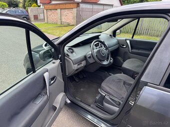 Renault Scenic - 10