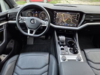 Vw Touareg 3.0. Tdi V6 R-line - vzduch, Webasto - 10