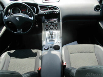 PEUGEOT 3008 Hybrid 4x4 Allure Pano Navi LED 2015 - 10