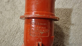 Třífázová zásuvka a zástrčka pětikolík 32 A - 10