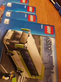 LEGO 8404 a Lego 7641 zo série CITY - 10