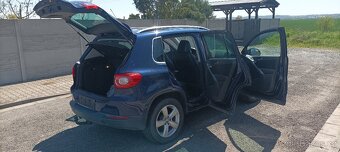 Volkswagen Tiguan 2.0TDI 103kw 4x4  DSG 188000km 2xAlu kola - 10