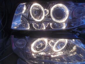 AUDI A4 ,8E - přední čirá optika ANGEL EYES s XENON D1S - 10