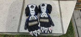 Kombinéza na motorku Dainese + přilba + rukavice + boty - 10
