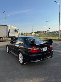 Mitsubishi Lancer Evolution 6 - 10