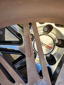 5x112 r19 Motec - 10
