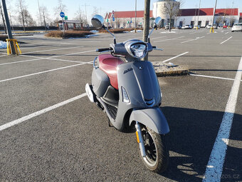 Kymco LIKE II 125i CBS Euro5 - předváděcí model - 10