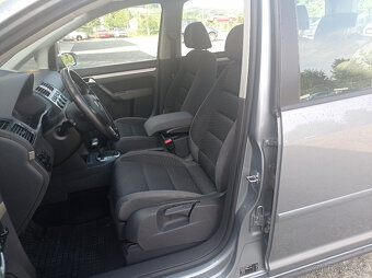 Volkswagen Touran 2.0 TDI 103kW/DSG/Tažné/Výhřev - 10