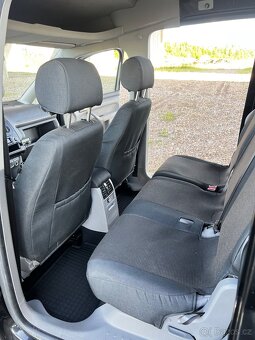 VW Caddy Life 1,9 TDI 77 kW (r.v. 2009) - 10