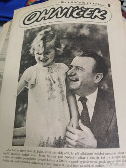 Noviny a časopisy - 10