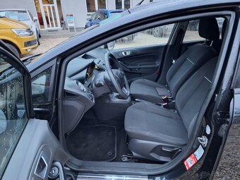 Ford Fiesta 1.0i 59KW Klimatizace, 5 Dveří - 10