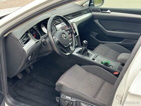 VW Passat b8 2.0 110kw 2019 167tkm WEBASTA/PANORAMA/ADAPTIV - 10
