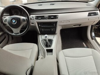 BMW E90 320D - 10