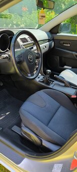 Mazda 3 - 10