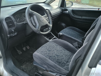 Opel Zafíra 1,6i,74 kw,r.1999,tažné - 10