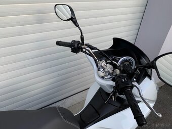 Honda PCX 125 LED, SUPER STAV - 10