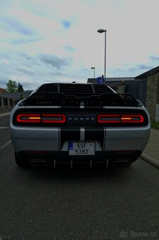 Dodge Challenger 5,7 HEMI 2020 1. majitel - 10