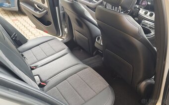 MB E220d W213 4Matic kombi panorama Webasto tažné +DPH - 10